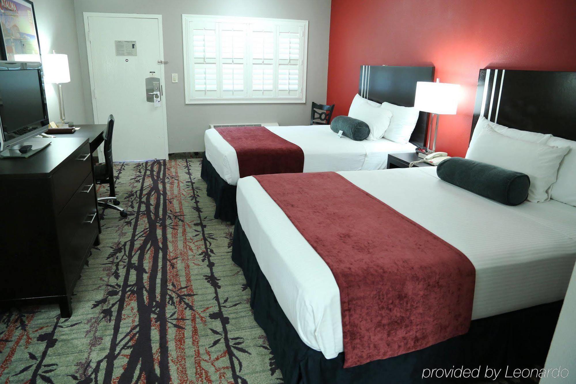 Lodge-irvine Spectrum Laguna Hills