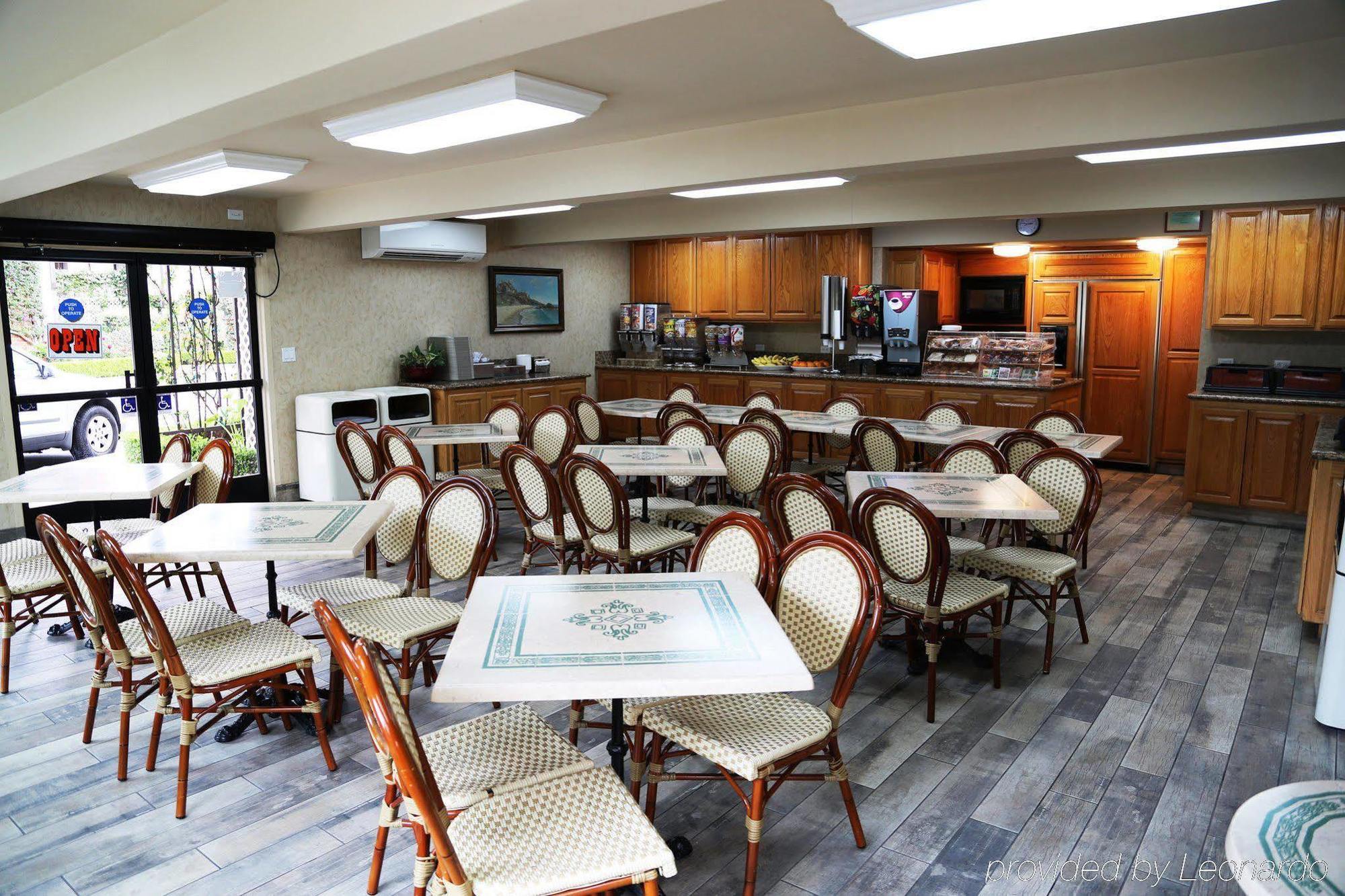 Hotel Lodge-irvine Spectrum 3*